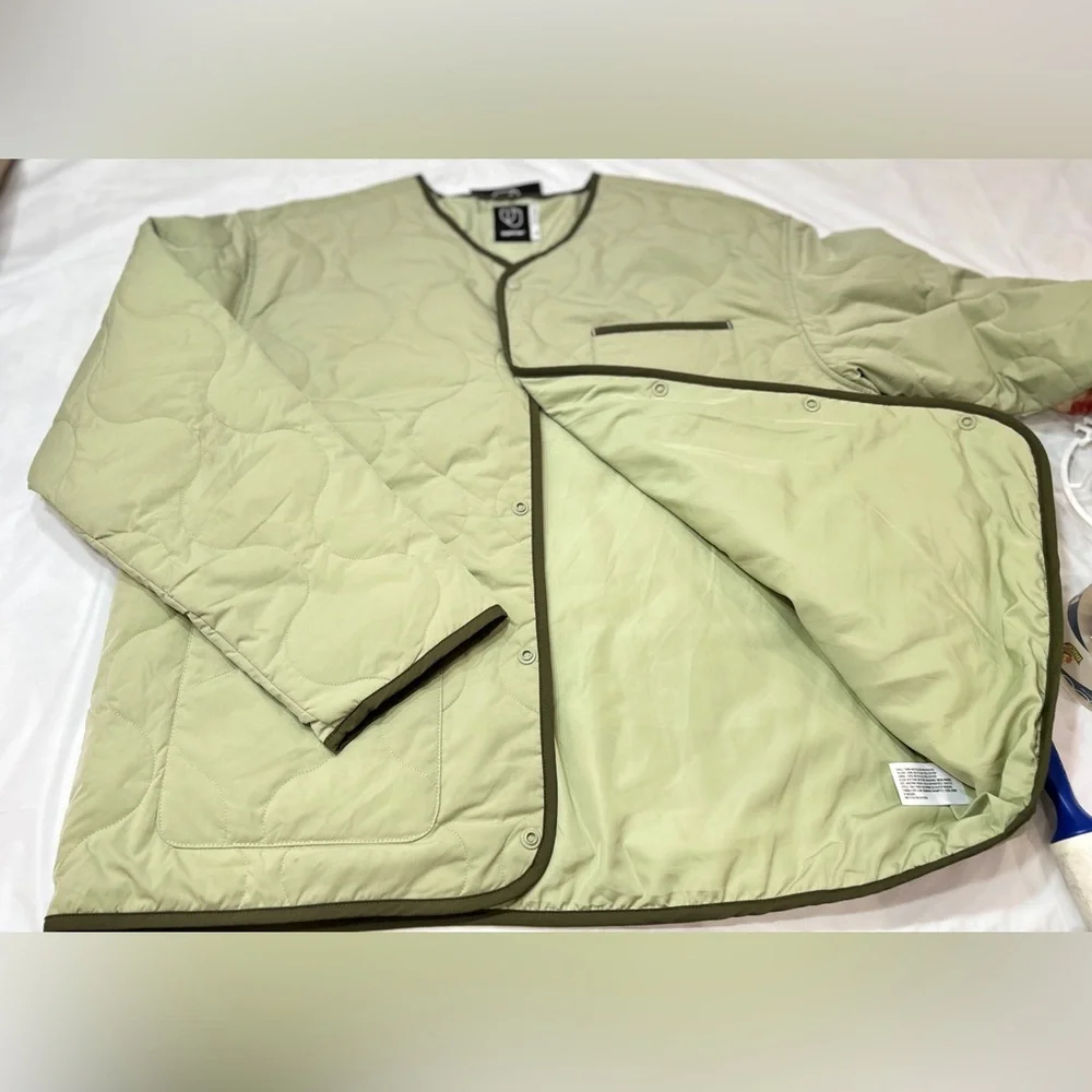Original Use Quilted Snap Jacket XL Light Olive Green Minimalist Recycled Poly